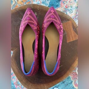 Rothy’s multi color design pointy toe flats cute and comfortable!